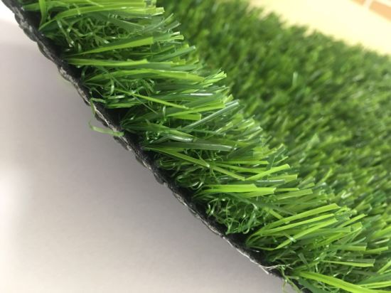 China Manufacturer Natural-Looking Fire Classification E Grade Strong Yarn Supply Anti-UV Landscaping Artificial Turf