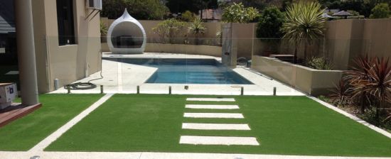 Home and Garden Commercial Natural Look and Anti-UV Landscaping Artificial Grass